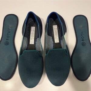 Rothy’s loafer in discontinued color way, size 9.
